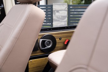 2B-040-Convertible-Mercedes-G-250-067601_s