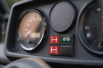 2B-047-Convertible-Mercedes-G-250-075259-