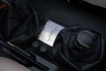 2B-066-Convertible-Mercedes-G-250-088454-RE