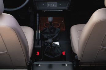 2B-068-Convertible-Mercedes-G-250-088454-RE