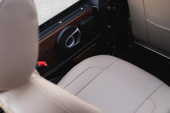 2B-069-Convertible-Mercedes-G-250-088454-RE