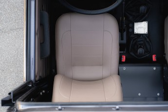 2B-071-Convertible-Mercedes-G-250-088454-RE