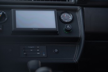 2B-100-Convertible-Mercedes-G-250-088454-RE