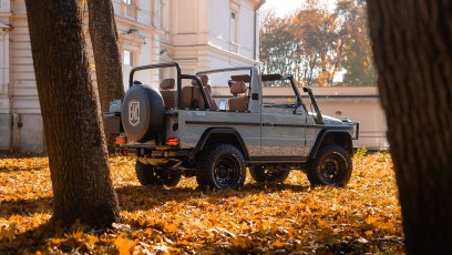 1-002-Convertible-Mercedes-G-250-083883-