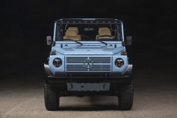 2A-003-Convertible-Mercedes-G-250-079029_1