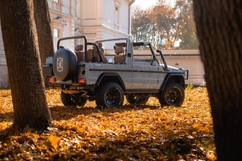 2B-003-Convertible-Mercedes-G-250-083883-