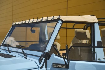 2B-015-Convertible-Mercedes-G-250-079029_1