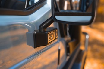 2B-035-Convertible-Mercedes-G-250-083883-