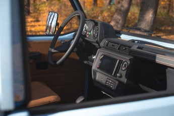 2B-047-Convertible-Mercedes-G-250-083883-