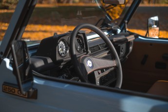 2B-048-Convertible-Mercedes-G-250-083883-