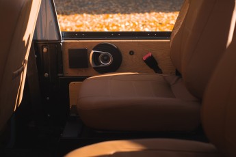 2B-049-Convertible-Mercedes-G-250-083883-