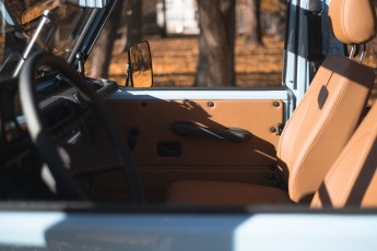 2B-051-Convertible-Mercedes-G-250-083883-