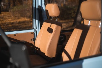 2B-052-Convertible-Mercedes-G-250-083883-