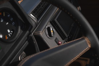 2B-054-Convertible-Mercedes-G-250-083883-