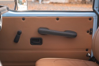 2B-059-Convertible-Mercedes-G-250-083883-