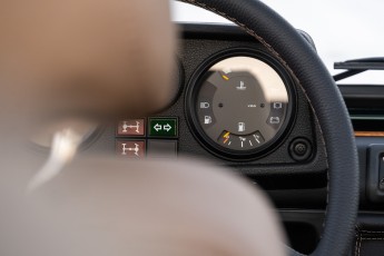 2B-044-Convertible-Mercedes-G-250-080790