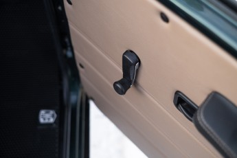 2B-049-Convertible-Mercedes-G-250-080790