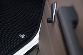 2B-067-Convertible-Mercedes-G-250-069469