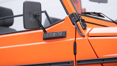 1-003-Convertible-Mercedes-G-250-088744