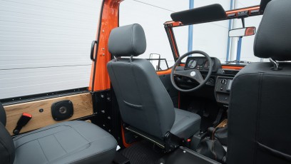 1-004-Convertible-Mercedes-G-250-088744