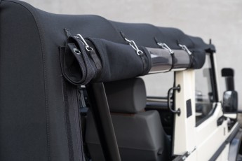 2B-028-Convertible-Mercedes-G-250-069155