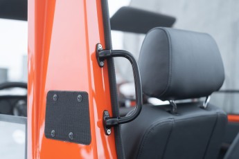 2B-038-Convertible-Mercedes-G-250-088744-