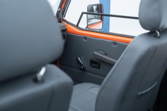 2B-053-Convertible-Mercedes-G-250-088744-