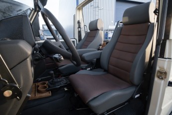 2B-054-Convertible-Mercedes-G-250-069155