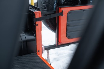 2B-066-Convertible-Mercedes-G-250-088744-