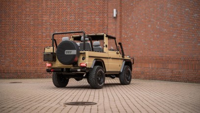 1-002-Convertible-Mercedes-G-250-088714