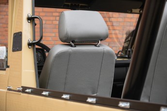 2B-034-Convertible-Mercedes-G-250-088714