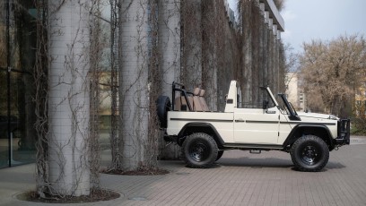 1-001-Convertible-Mercedes-G-250-079472