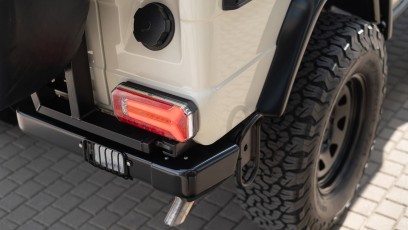 1-005-Convertible-Mercedes-G-250-079472