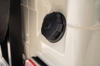 2B-042-Convertible-Mercedes-G-250-079472