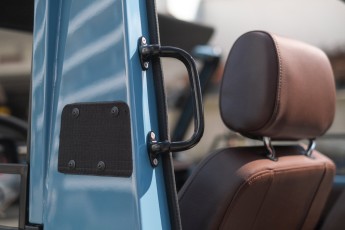 2B-061-Convertible-Mercedes-G-250-071683