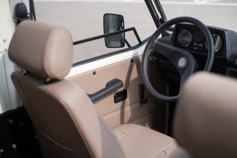 2B-069-Convertible-Mercedes-G-250-079472