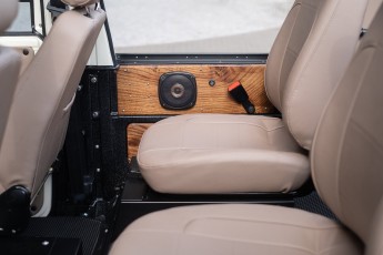 2B-079-Convertible-Mercedes-G-250-079472