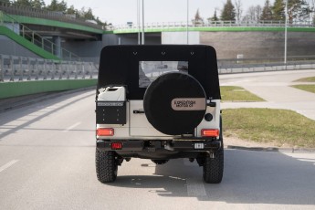 2B-102-Convertible-Mercedes-G-250-079472