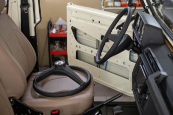 3-006-Convertible-Mercedes-G-250-079472