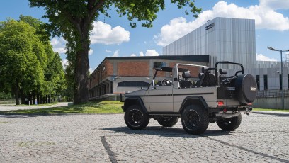 1-001-Convertible-Mercedes-G-250-082070