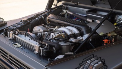 1-006-Convertible-Mercedes-G-250-082070