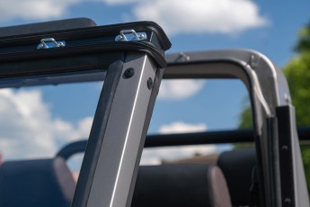 2B-028-Convertible-Mercedes-G-250-082070