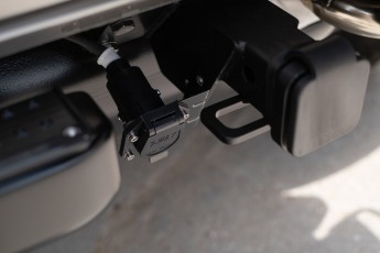 2B-037-Convertible-Mercedes-G-250-082889