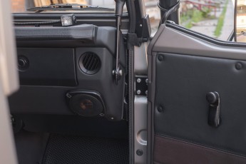 2B-048-Convertible-Mercedes-G-250-082070