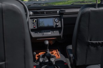 2B-049-Convertible-Mercedes-G-250-082070