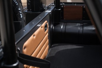 2B-050-Convertible-Mercedes-G-250-082889