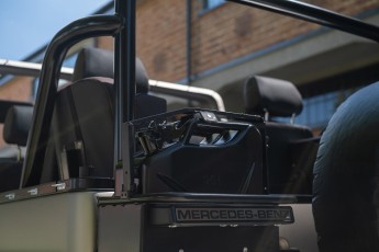 2B-052-Convertible-Mercedes-G-250-082070