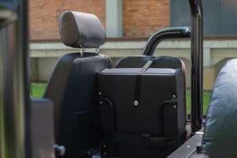 2B-053-Convertible-Mercedes-G-250-082070