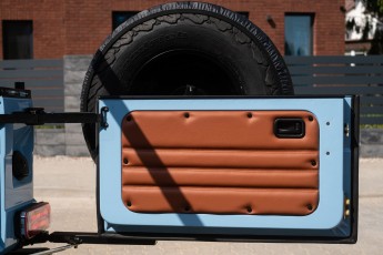 2B-058-Convertible-Mercedes-G-250-081975