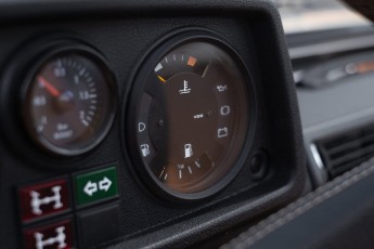 2B-061-Convertible-Mercedes-G-250-082889